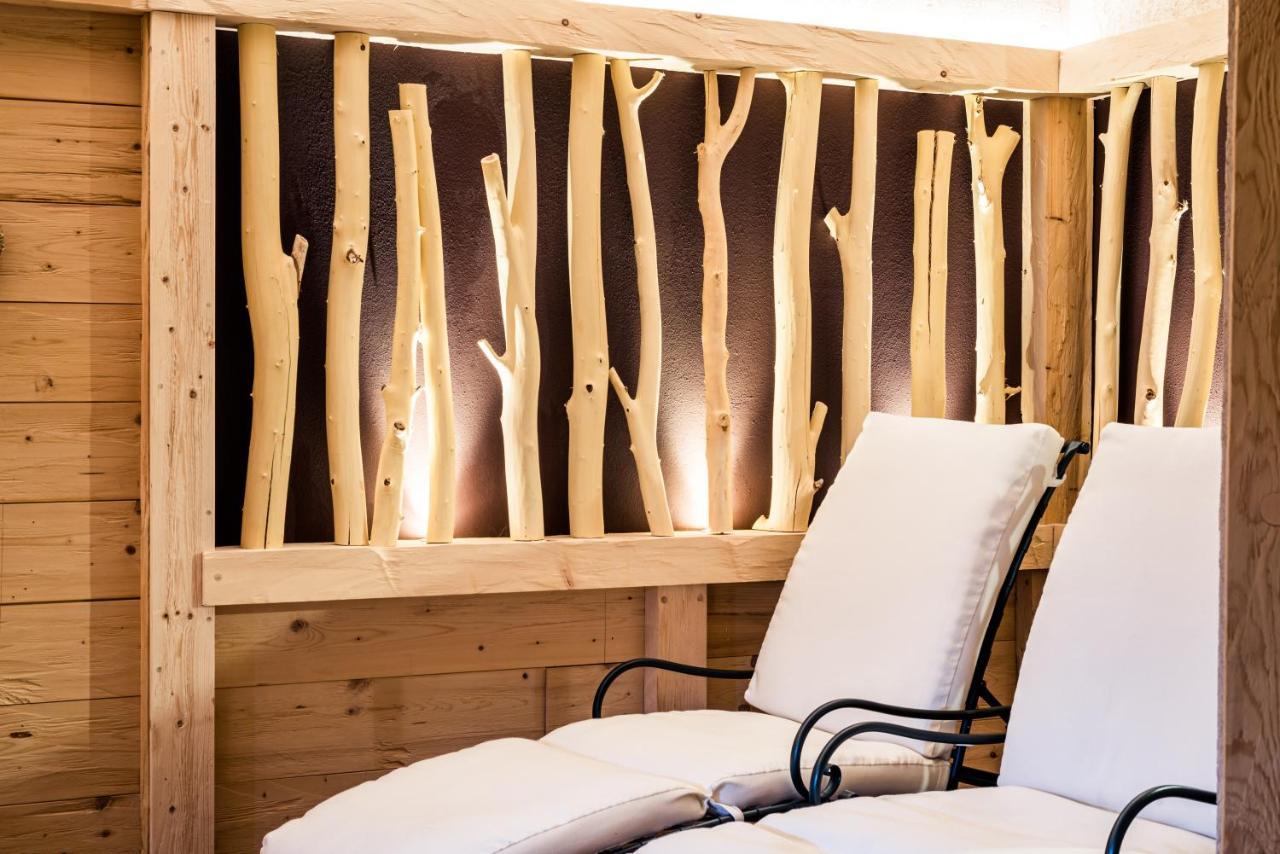 Garni Hotel Rosengarten B&B Selva di Val Gardena Zewnętrze zdjęcie