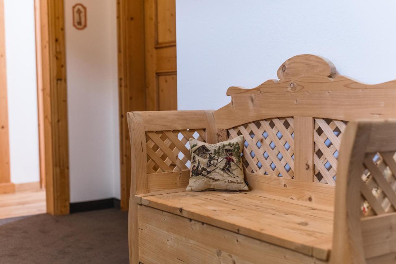 Garni Hotel Rosengarten B&B Selva di Val Gardena Zewnętrze zdjęcie