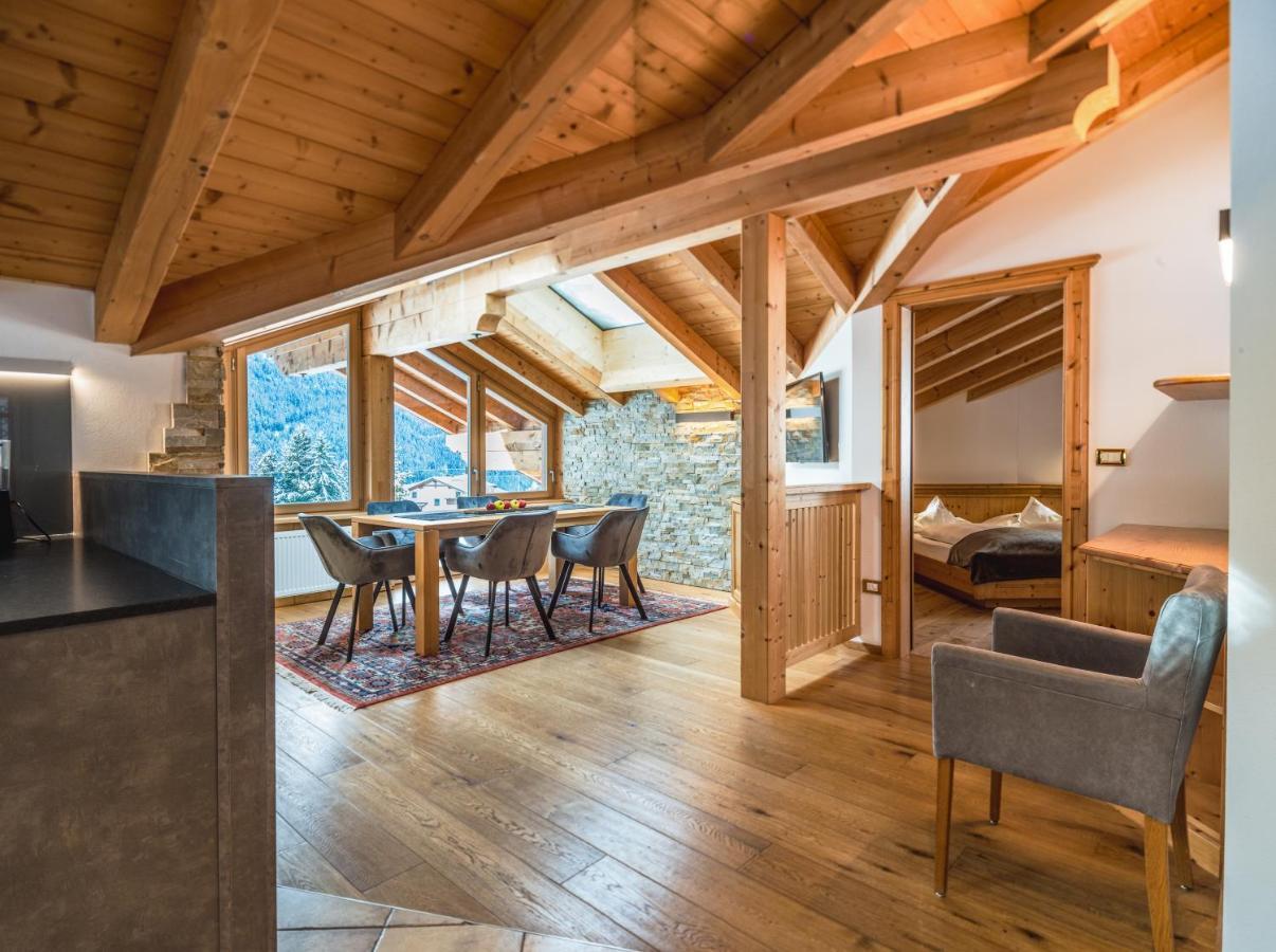 Garni Hotel Rosengarten B&B Selva di Val Gardena Zewnętrze zdjęcie