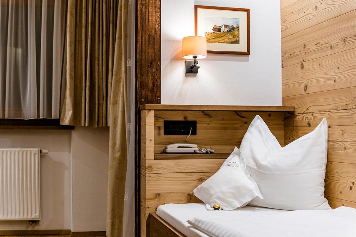Garni Hotel Rosengarten B&B Selva di Val Gardena Zewnętrze zdjęcie