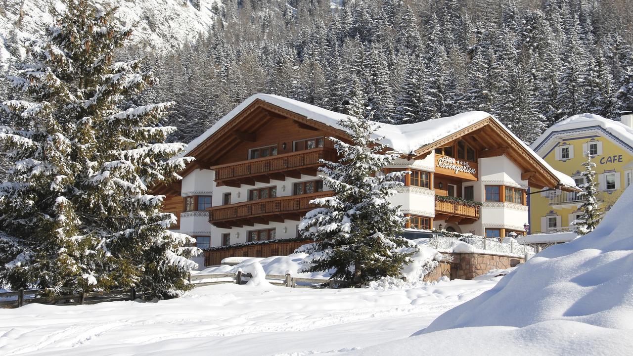 Garni Hotel Rosengarten B&B Selva di Val Gardena Zewnętrze zdjęcie