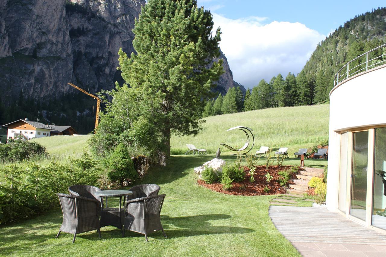 Garni Hotel Rosengarten B&B Selva di Val Gardena Zewnętrze zdjęcie